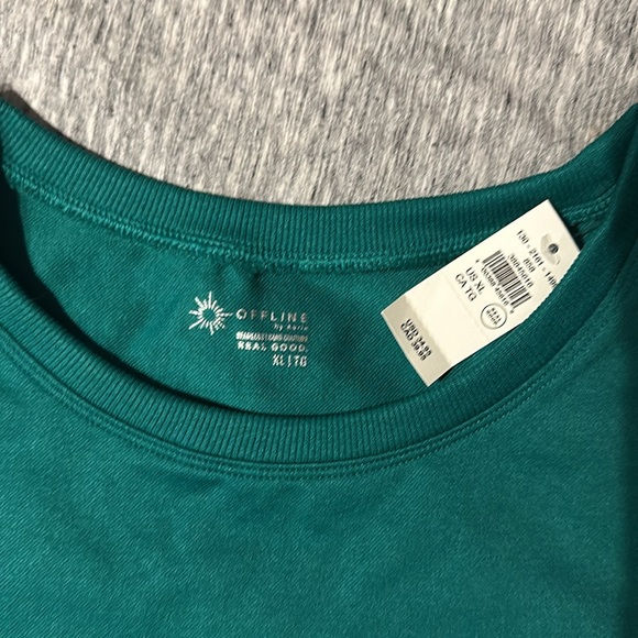 Aerie offline tee - Picture 2 of 4